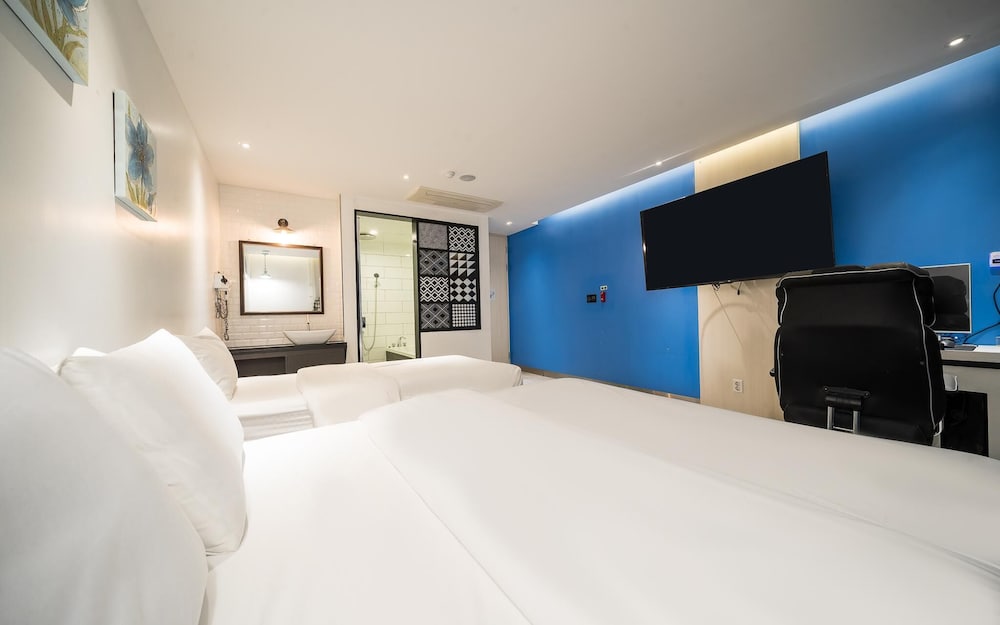 Фото Incheon Asiad Banwol Hotel