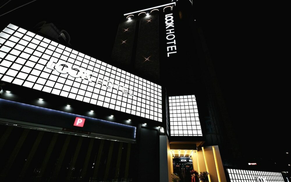 Фото Daejeon Look