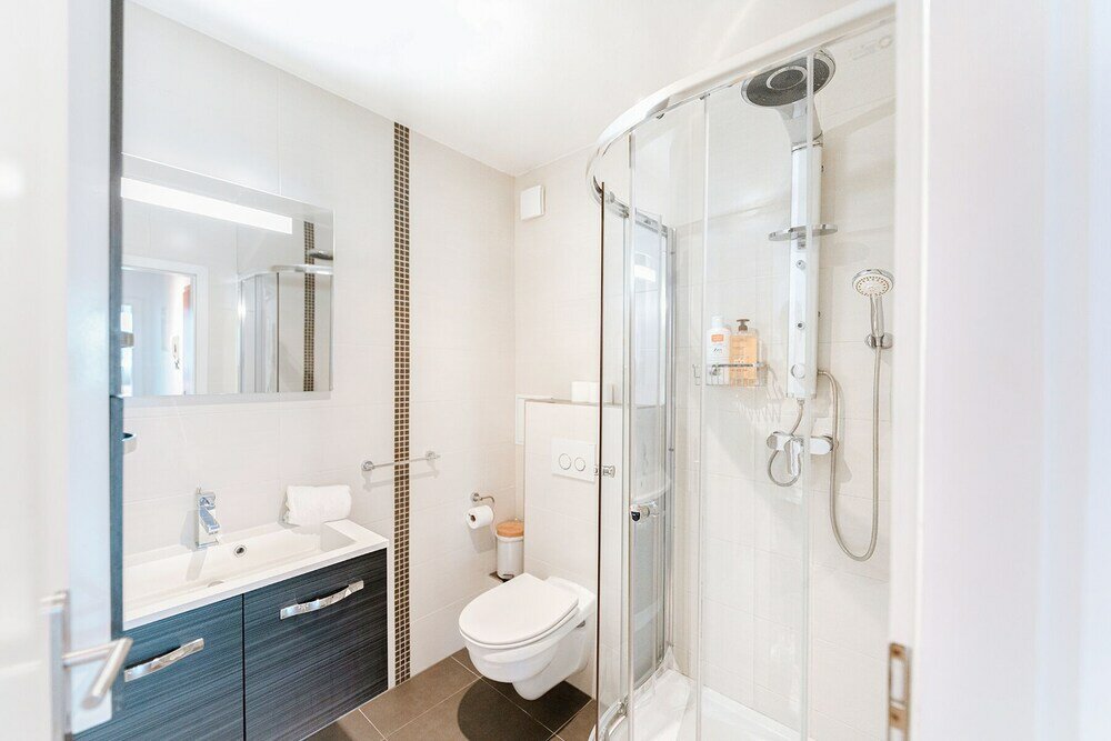 Фото Modern Bright Cozy Apt in Bonnevoie