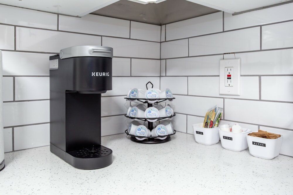 Фото The Gamer-4br Home-Near Everything Atl