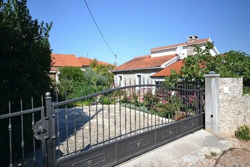Гостиница Maja - 50 m From Beach - A1