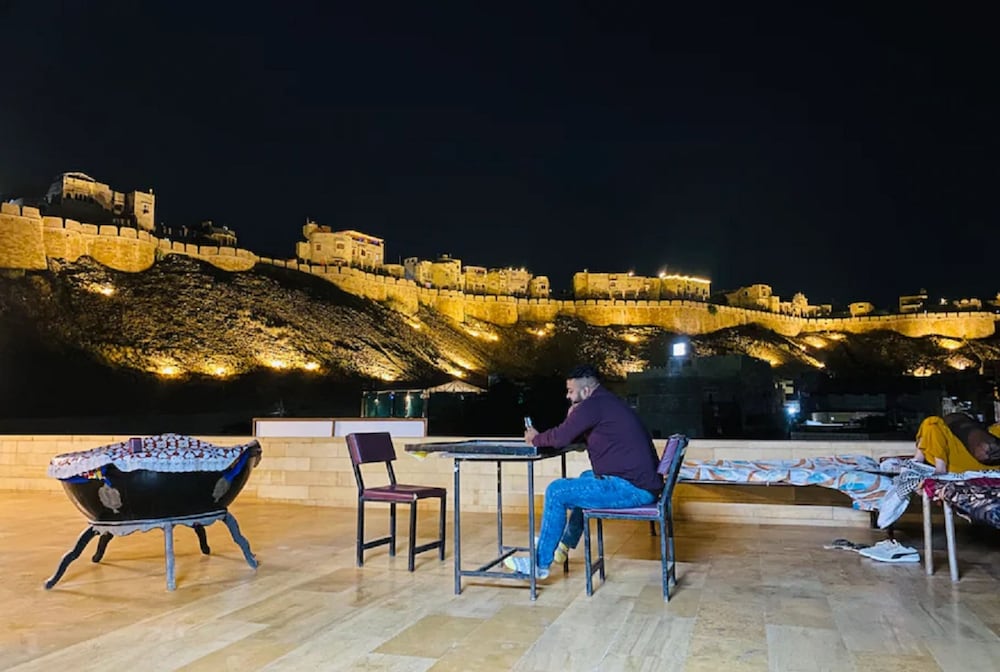 Фото отеля 2