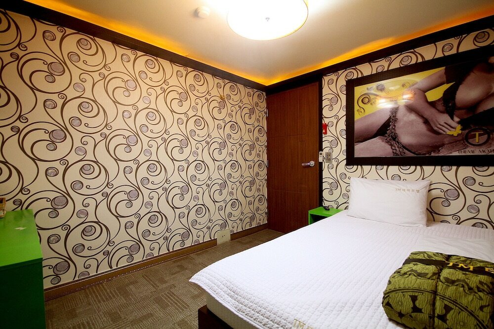 Фото Changwon Palyongdong Theme Motel