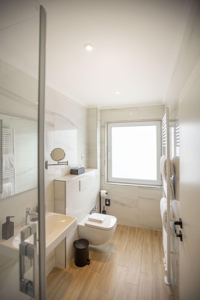 Фото Delphi Hotel & Restaurant