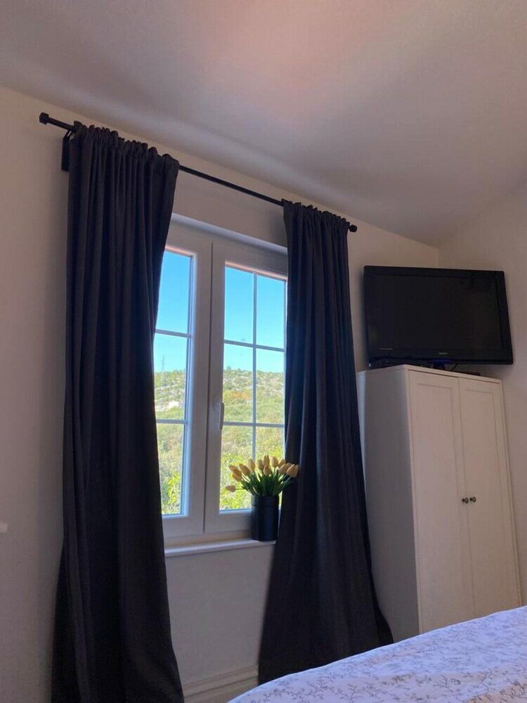 Фото Ani - With Pool and hot tub - A2 Sjeverni