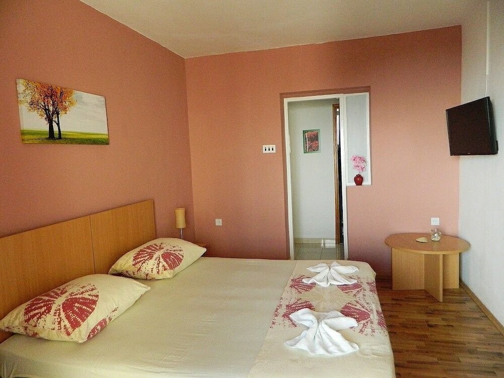 Фото Ivan Z - 120m From the sea - A2