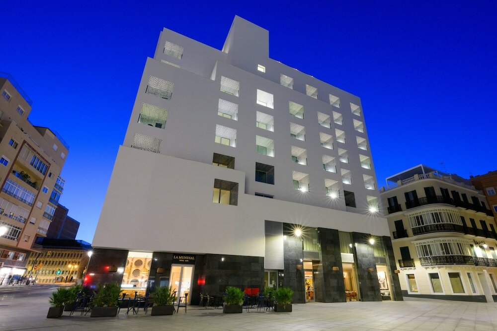 Фото H10 Croma Malaga