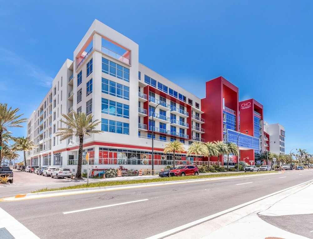 Фото отеля 1