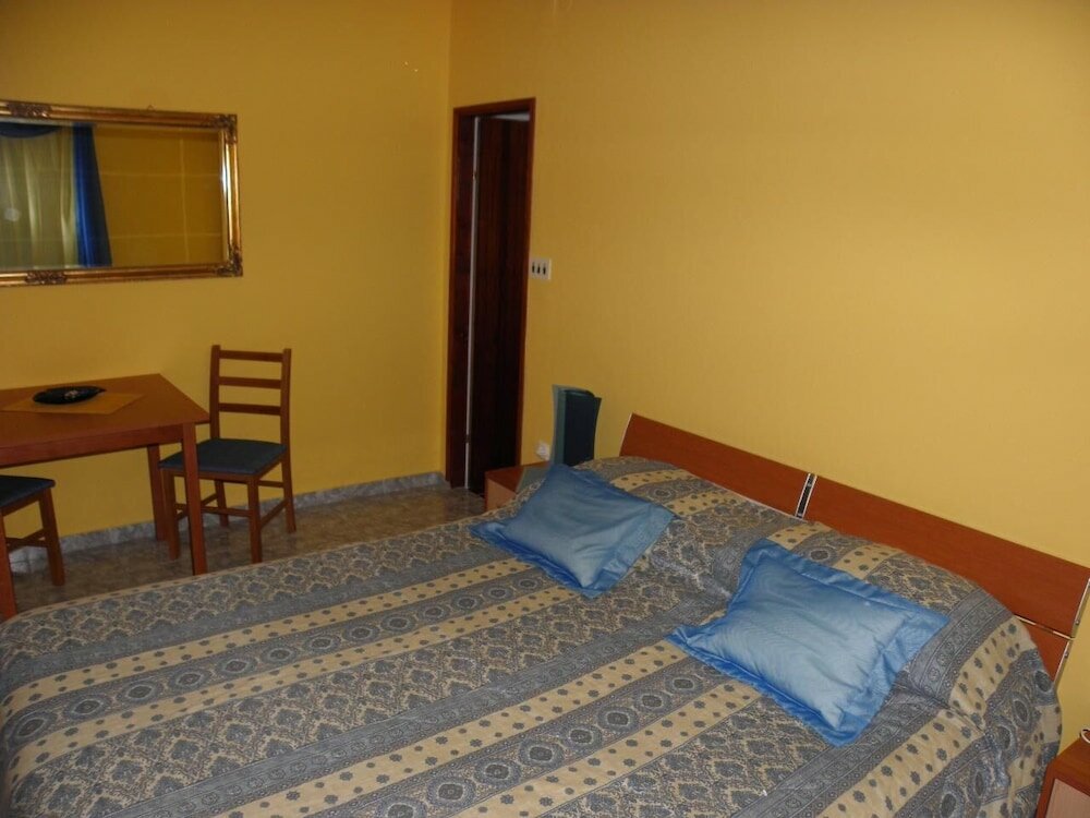 Фото Gorda - 50m From the Beach & Parking - A2