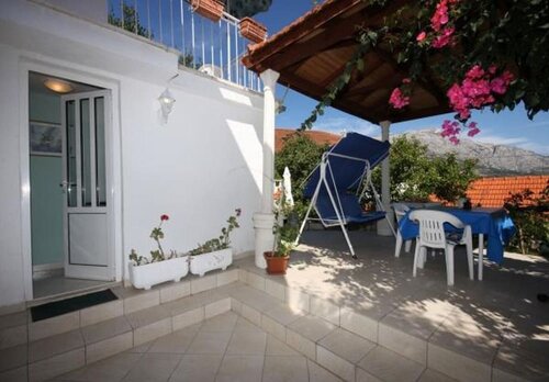Гостиница Vedro - 50 m From sea - 4 - Green в Корчуле