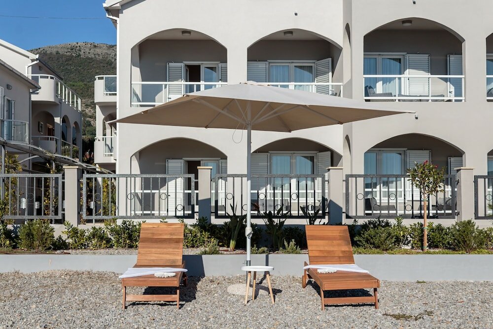 Фото Apartments Mini Laguna