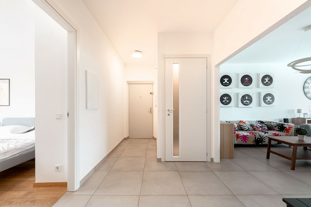 Фото City's Best View, Spacious 2br Apartment W Balcony