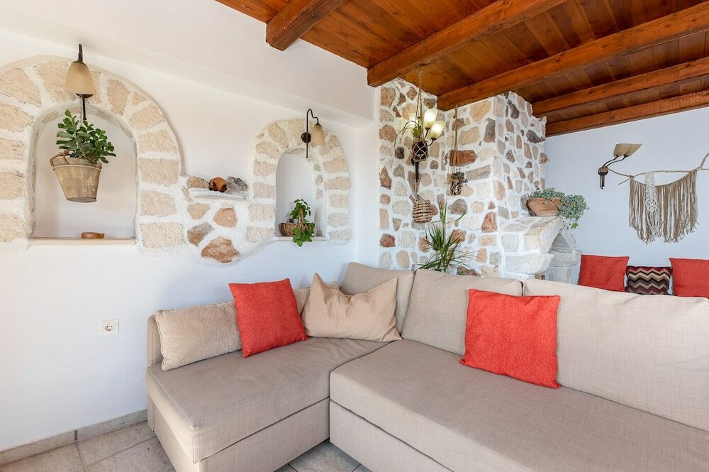 Фото Elia Woodstone Houses