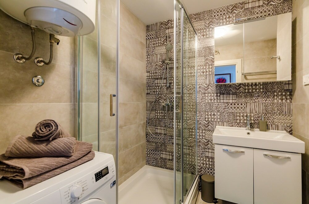 Фото Apartments Lazarin