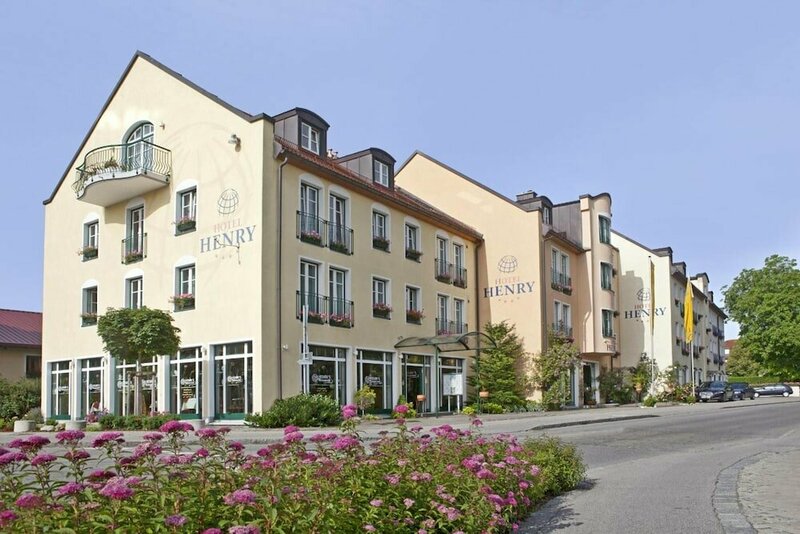 Гостиница Hotel Henry в Эрдинге