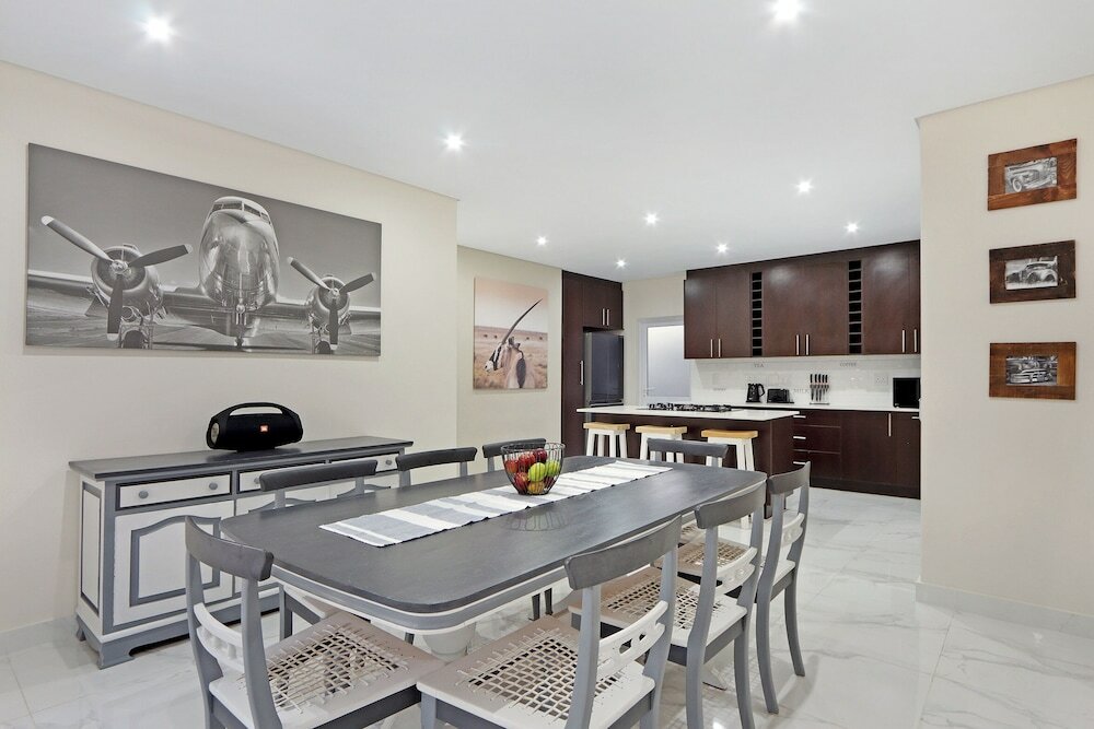 Фото Bayford House