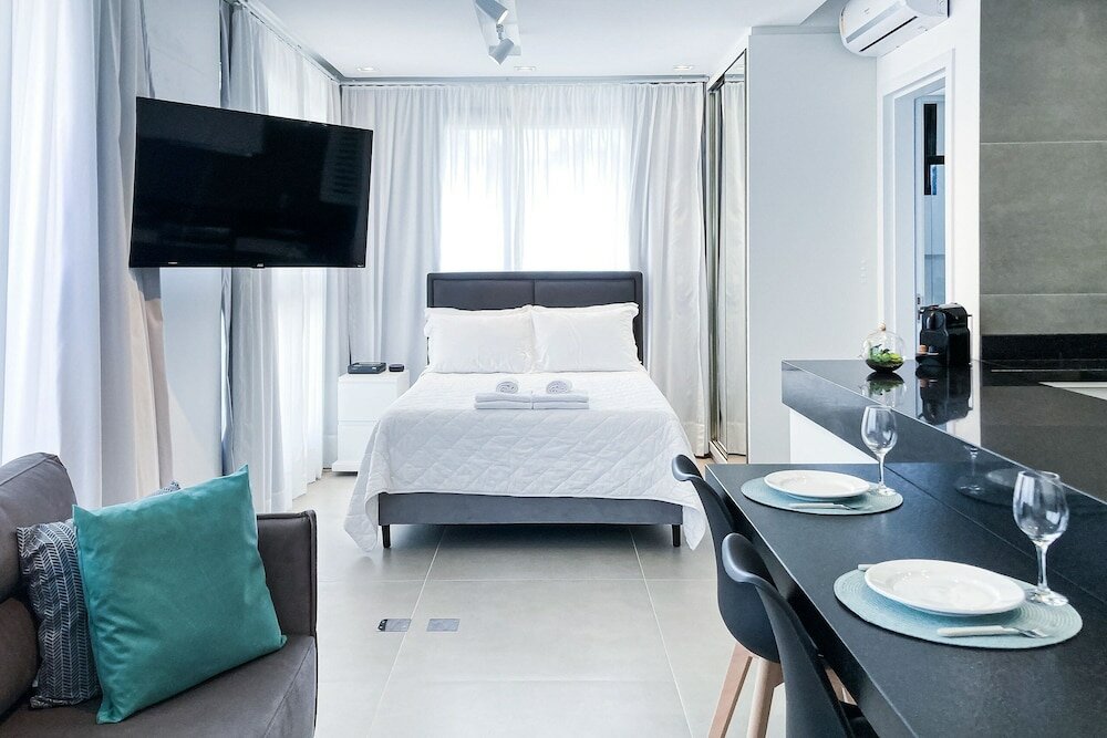 Фото Roomin i Zee i Próximo a Beira Mar