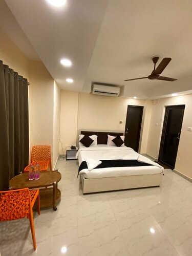 Гостиница Goroomgo Grand Resort Puri в Пури