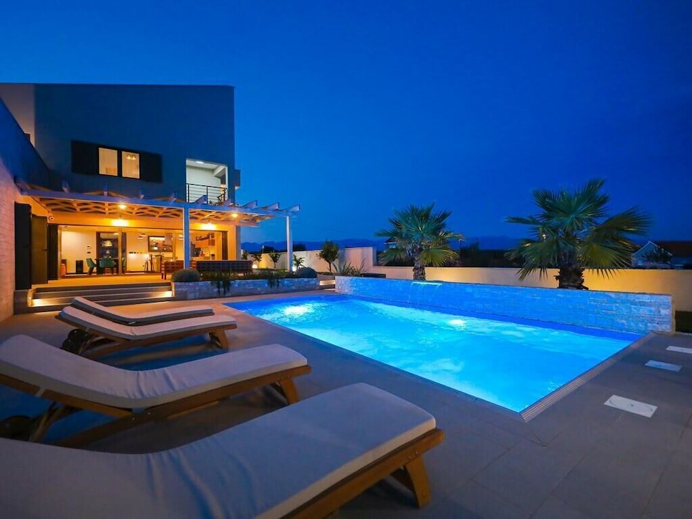 Фото Villa Petra