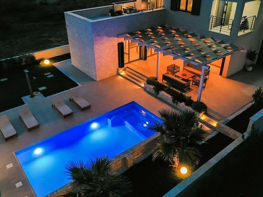 Фото Villa Petra