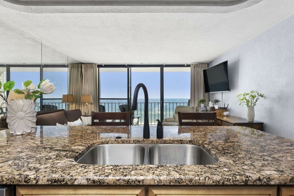 Фото Edgewater by iTrip Panama City Beach