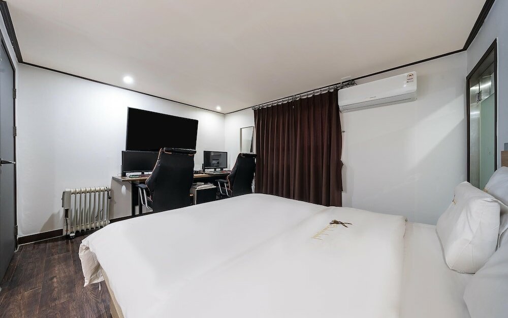 Фото Anyang Donkey Hotel