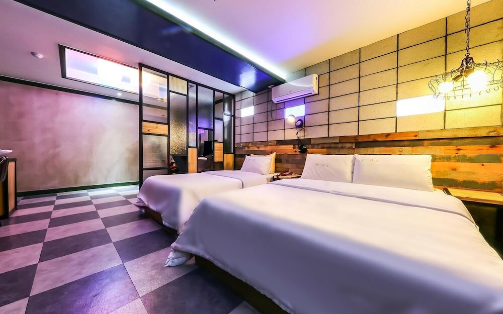 Фото Daejeon Yongjeon Good Time