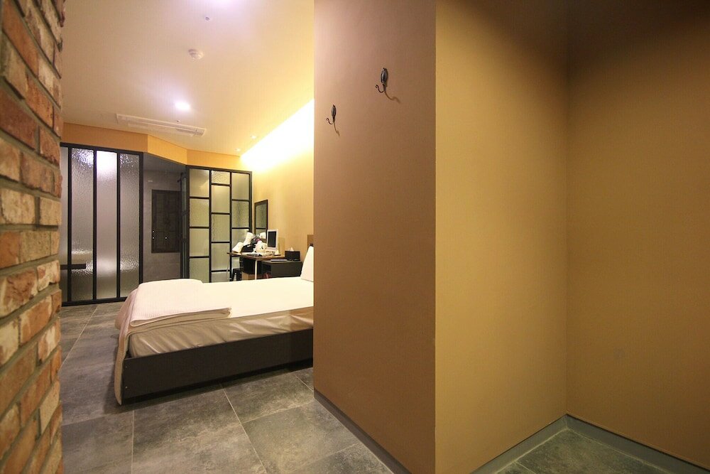 Фото Changwon Masan Ive Hotel