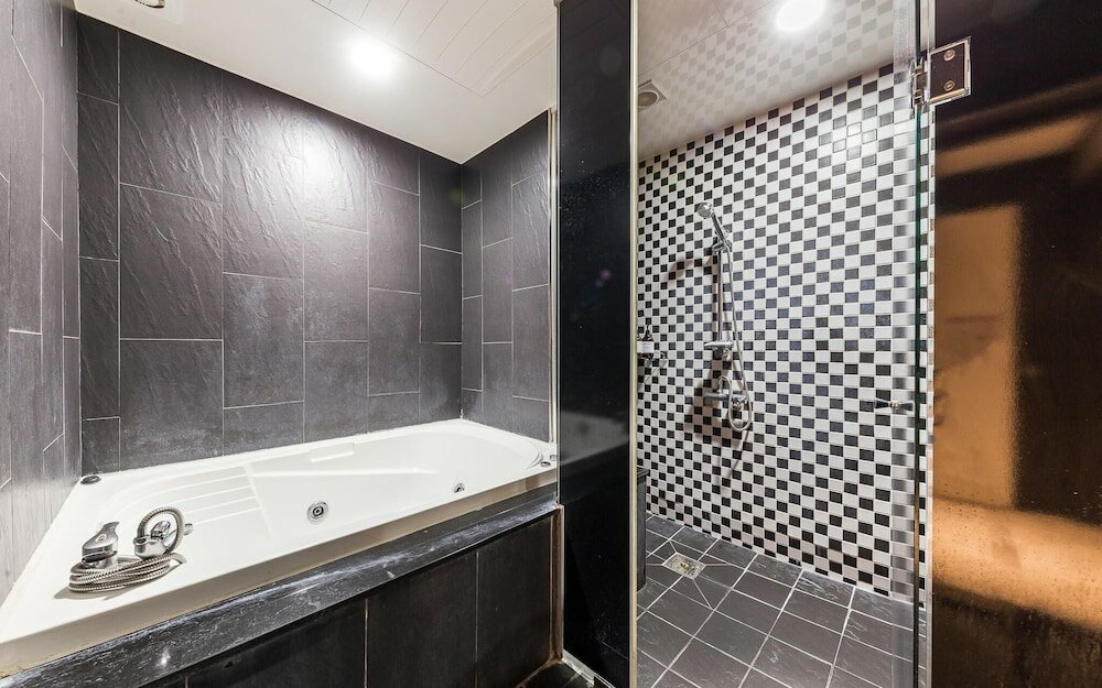 Фото Daejeon Daesa Hotel Bus