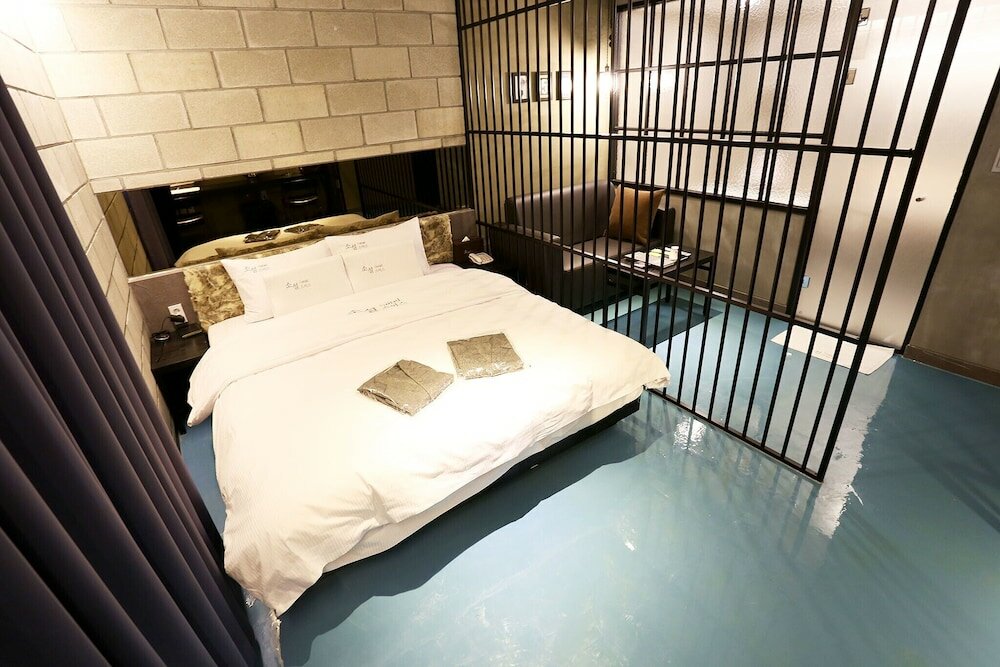 Фото Suwon City Hall Stn Soseol Smith Hotel