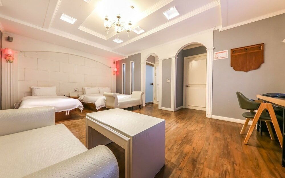 Фото Daejeon Yongjeon Richtel