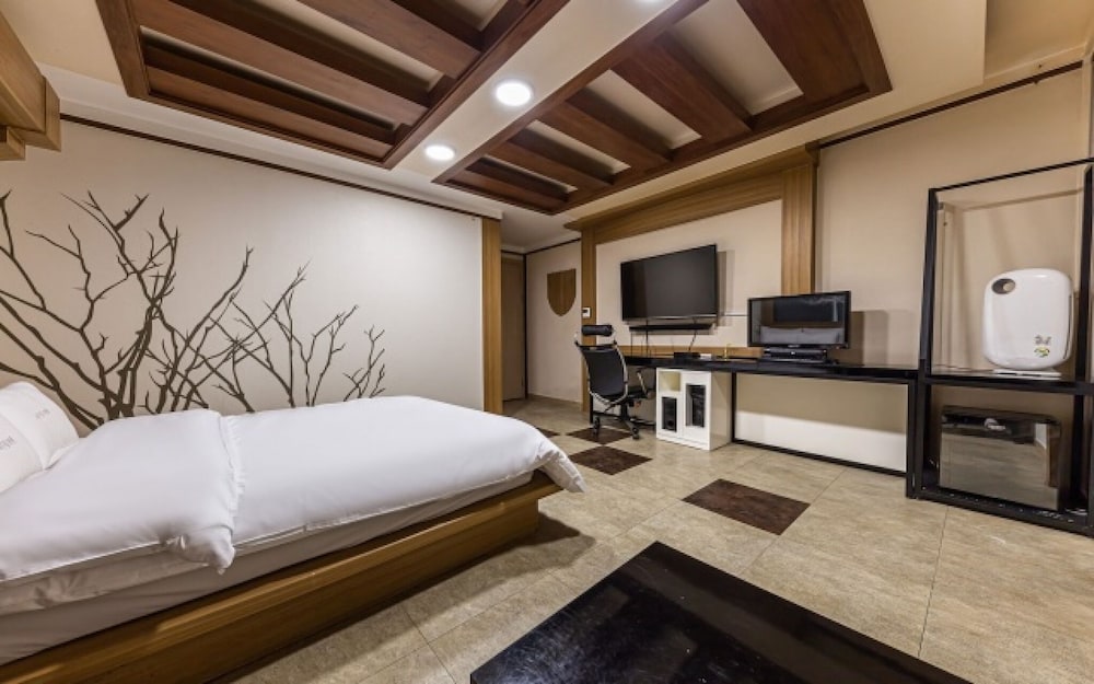 Фото Daejeon Yongjeon Limousine