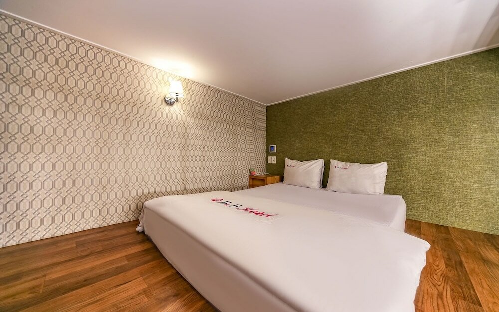 Фото Daegu Dongseongno B and B