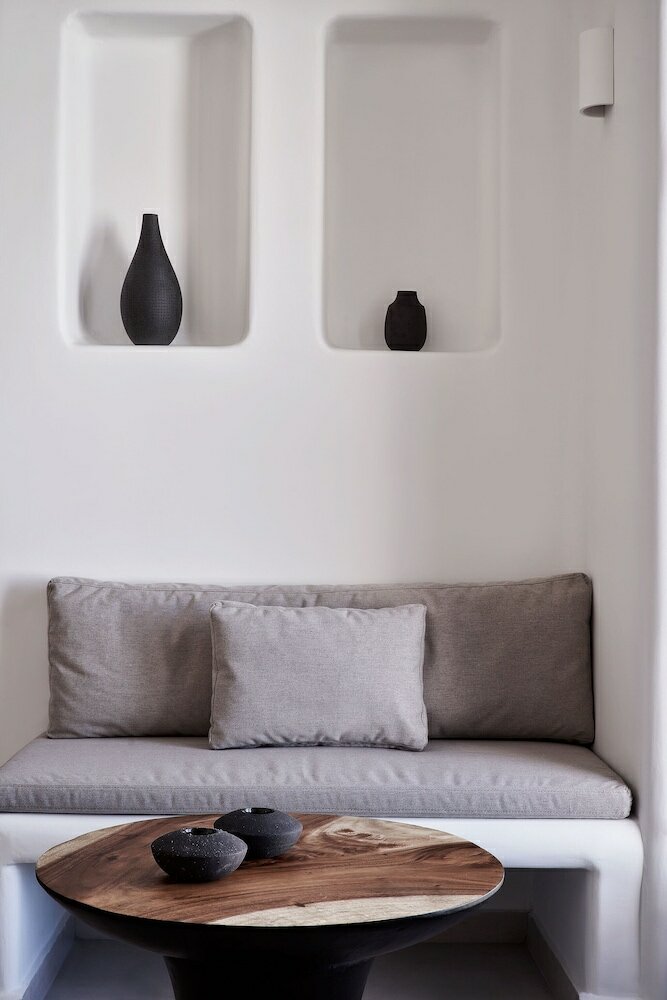 Фото Brilliance Suites - Adults Only