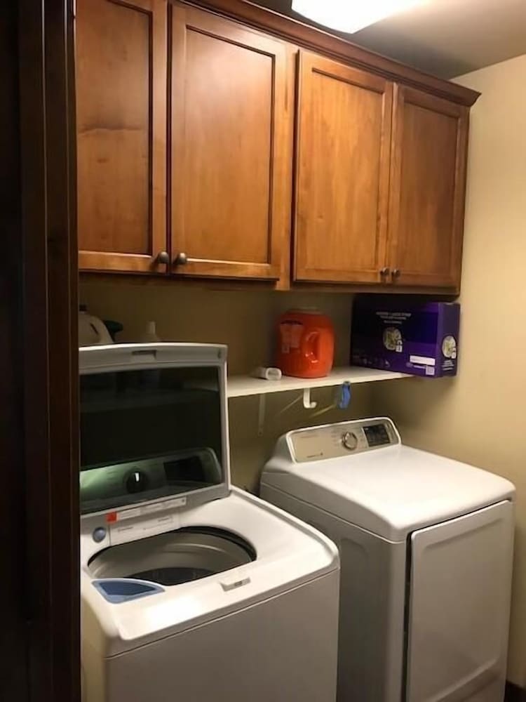 Фото Inn on Bigfork Bay Townhouse on Bigfork Bay