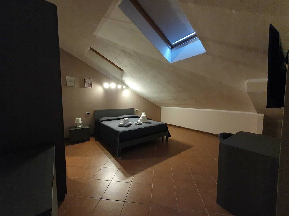 Фото Hh Serravalle