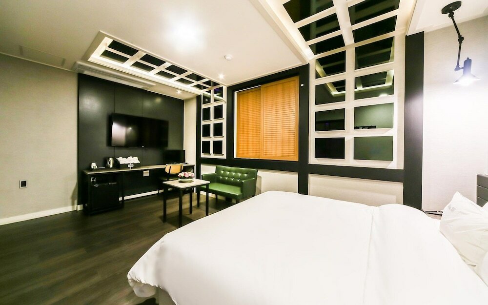 Фото Changwon Paryongdong Soo