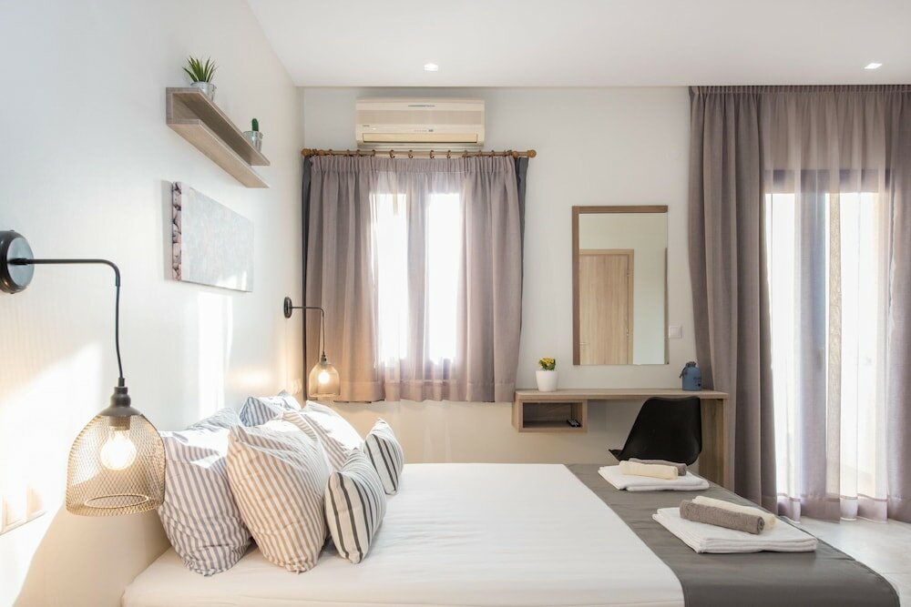 Фото Mikes Beach Lux