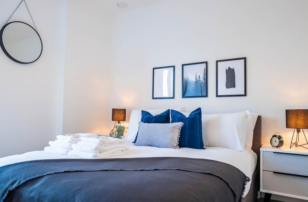 Фото The Interchange Apartment by Opulent