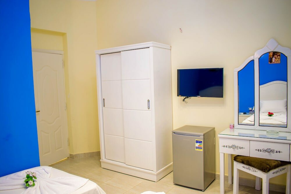 Фото Victory Of Downtown Hotel