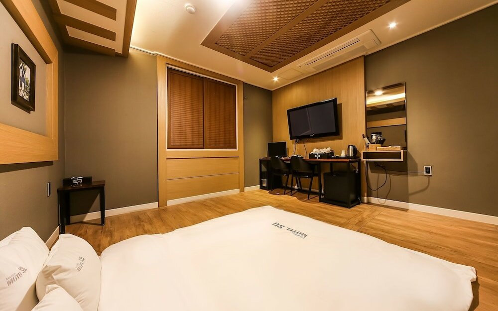 Фото Changwon Paryongdong Soo