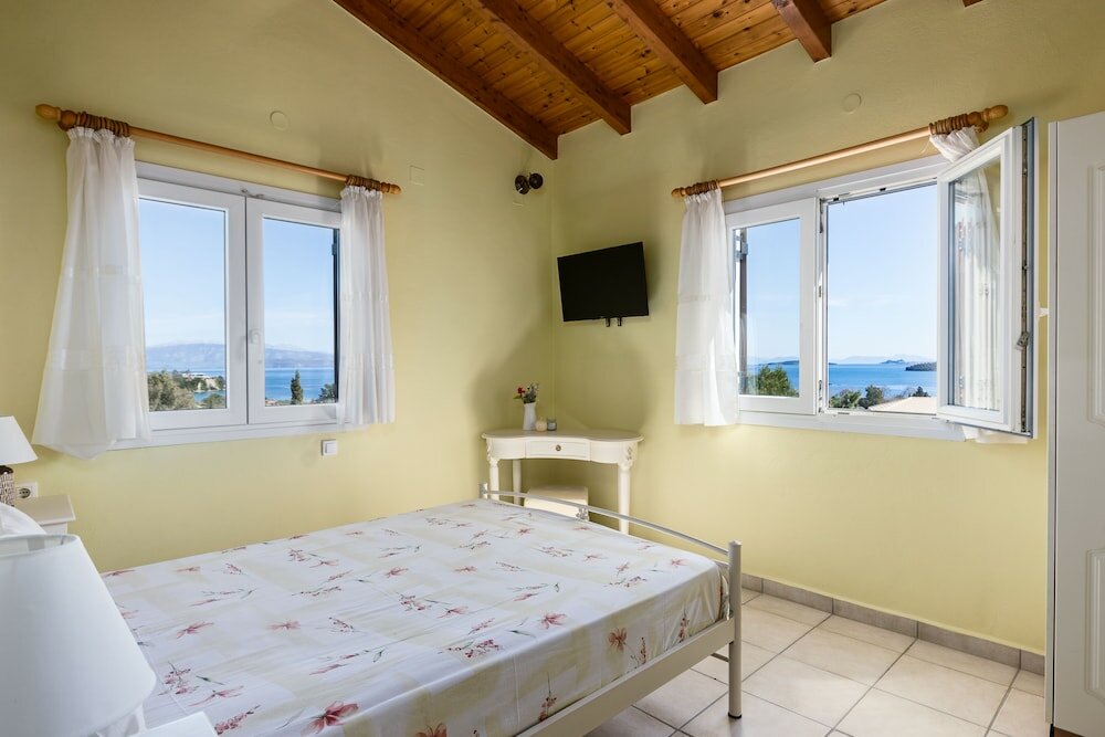 Фото Aloe Apartments by Konnect, 500m from Dassia Beach