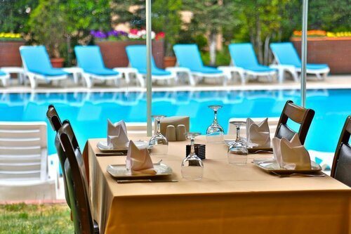 Гостиница Gardan Hotel в Эсенъюрте