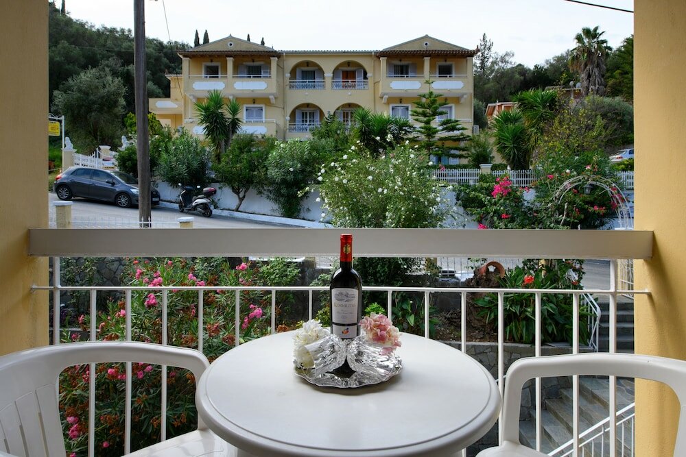 Фото Marina Apartments