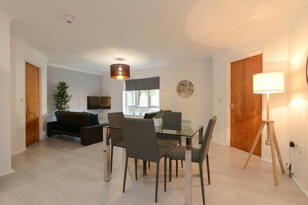 Фото Brook Court