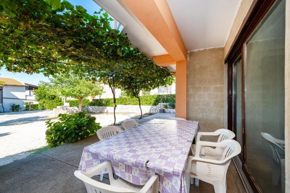 Фото Apartments 4 You