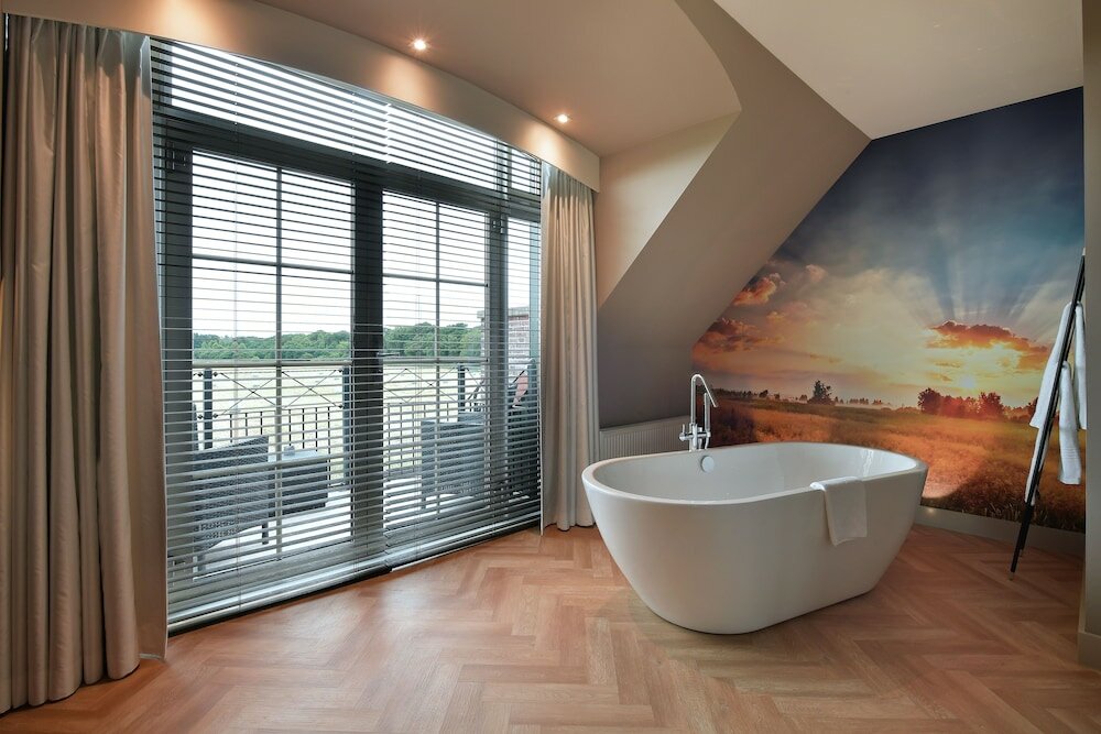 Фото Van der Valk Hotel Groningen Westerbroek