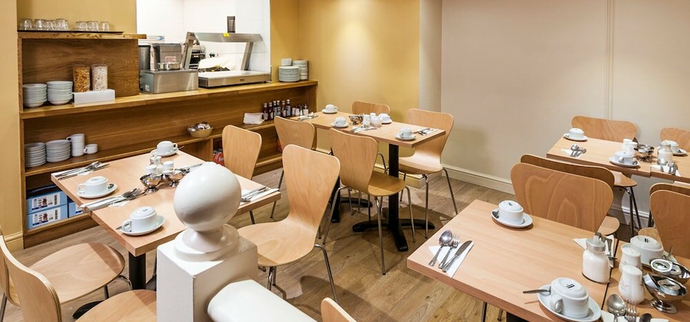 Фото Park Avenue Inn Craven Hotel