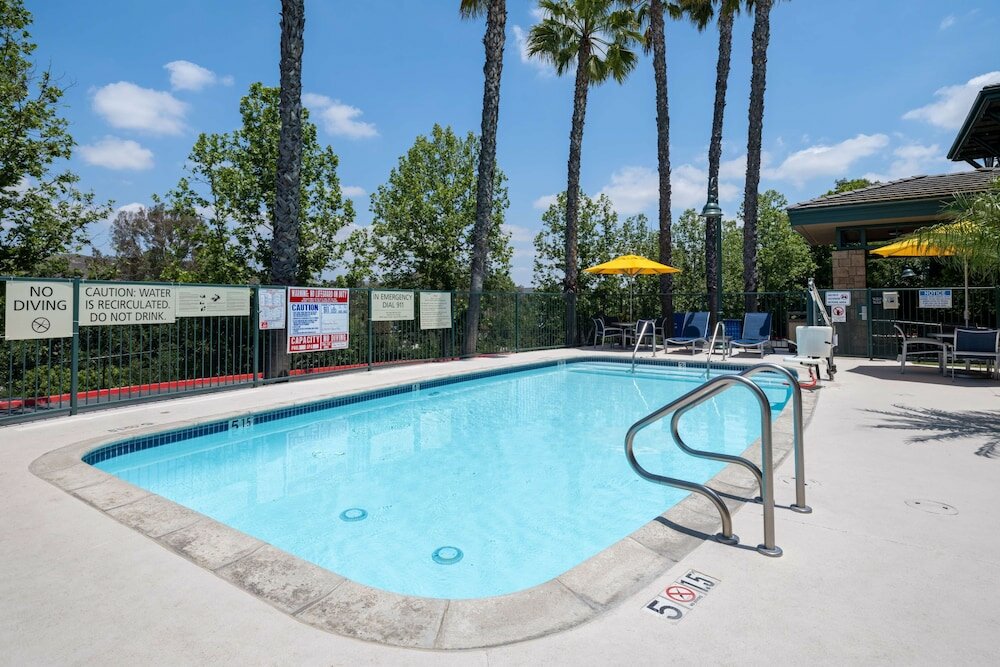 Фото Hampton Inn & Suites Agoura Hills
