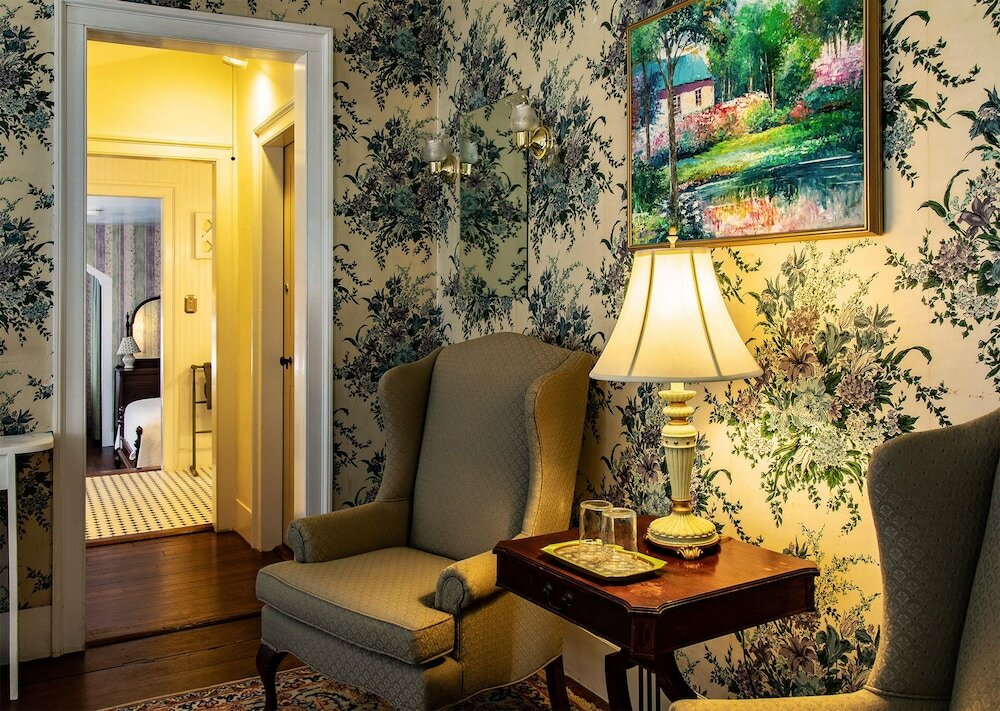 Фото Centennial House